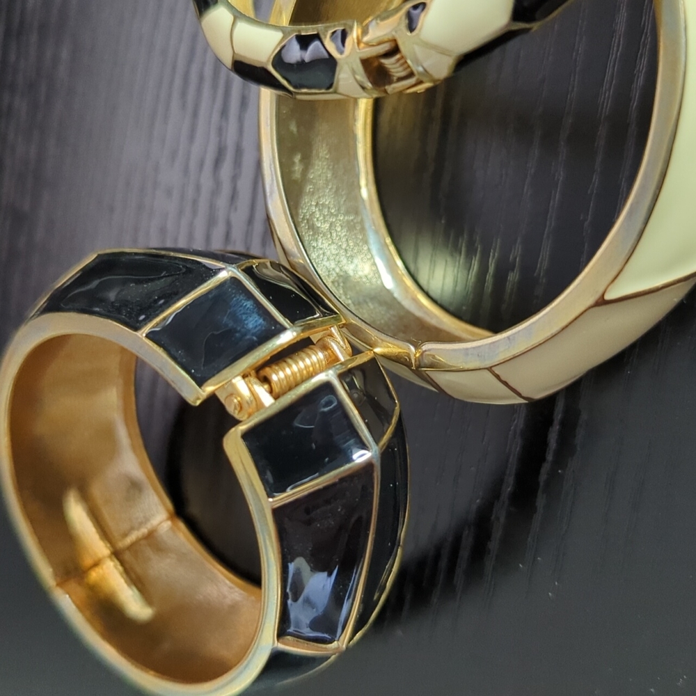 3 enamel bangles, black and white - Picture 8 of 8